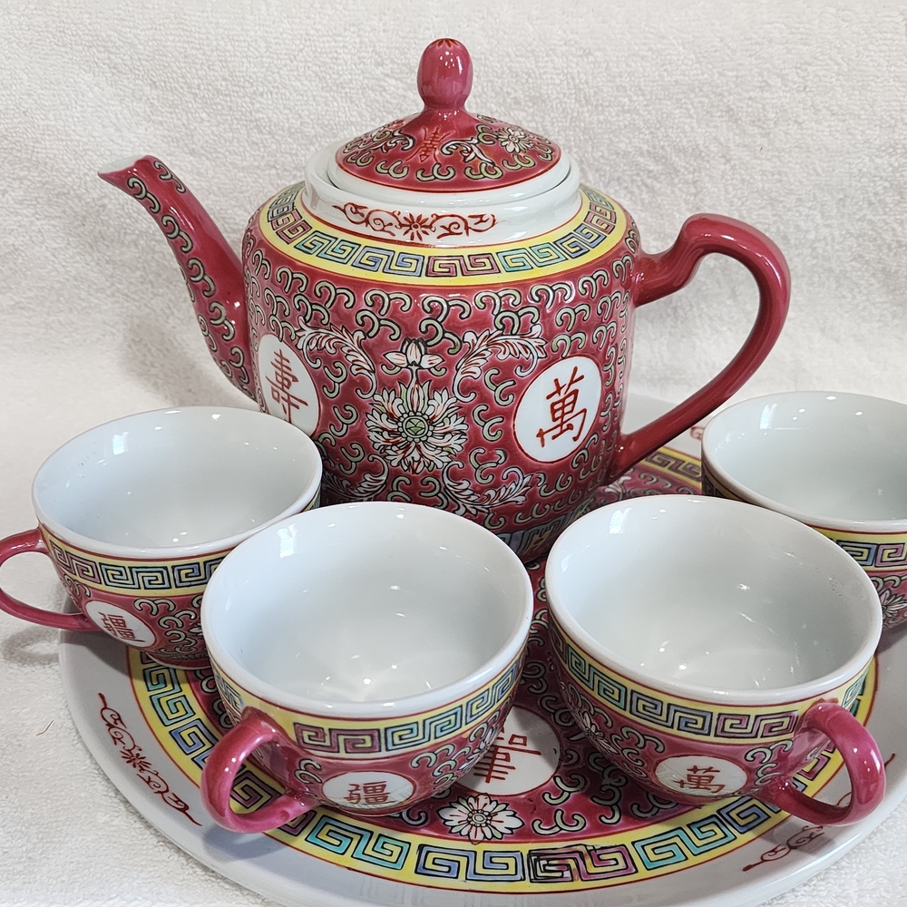 Elegant Red and White Teapot Set with Cups
